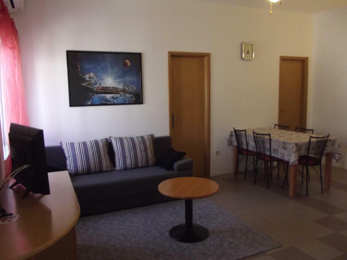Apartments Goga Mali Lošinj Εξωτερικό φωτογραφία