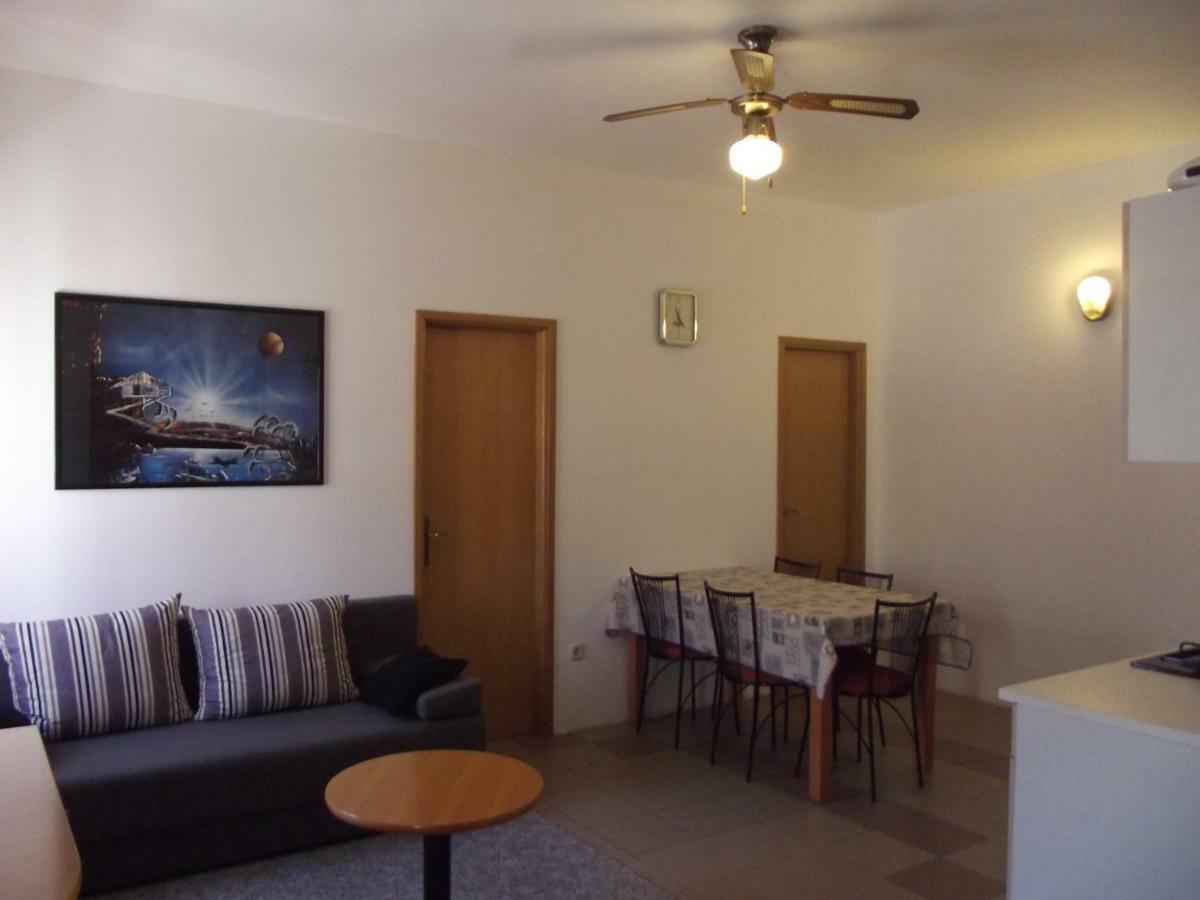 Apartments Goga Mali Lošinj Εξωτερικό φωτογραφία