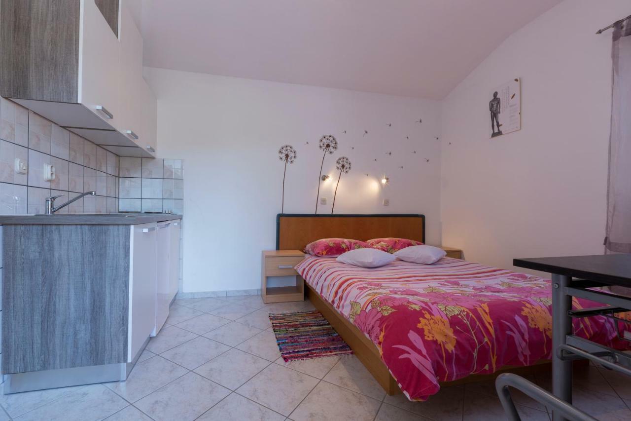 Apartments Goga Mali Lošinj Εξωτερικό φωτογραφία